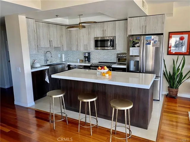 $3,995 | 525 East Seaside Way, Unit 1203, Long Beach, CA 90802