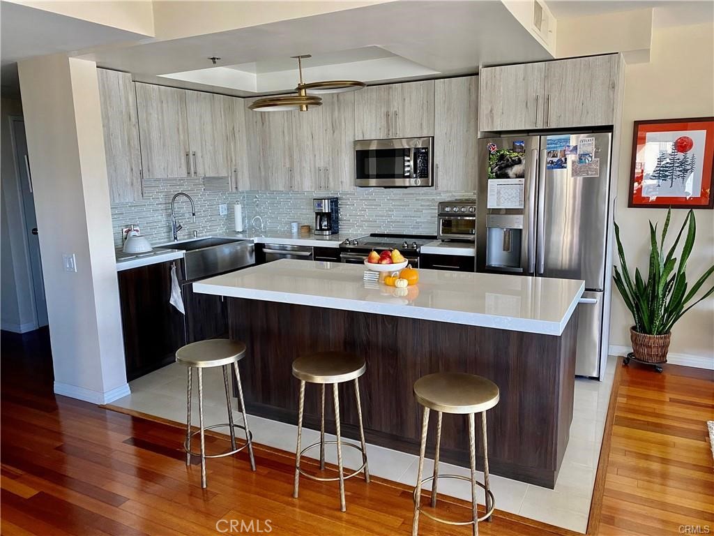 525 East Seaside Way, Unit 1203 Long Beach, CA 90802 - Photo 2 of 11