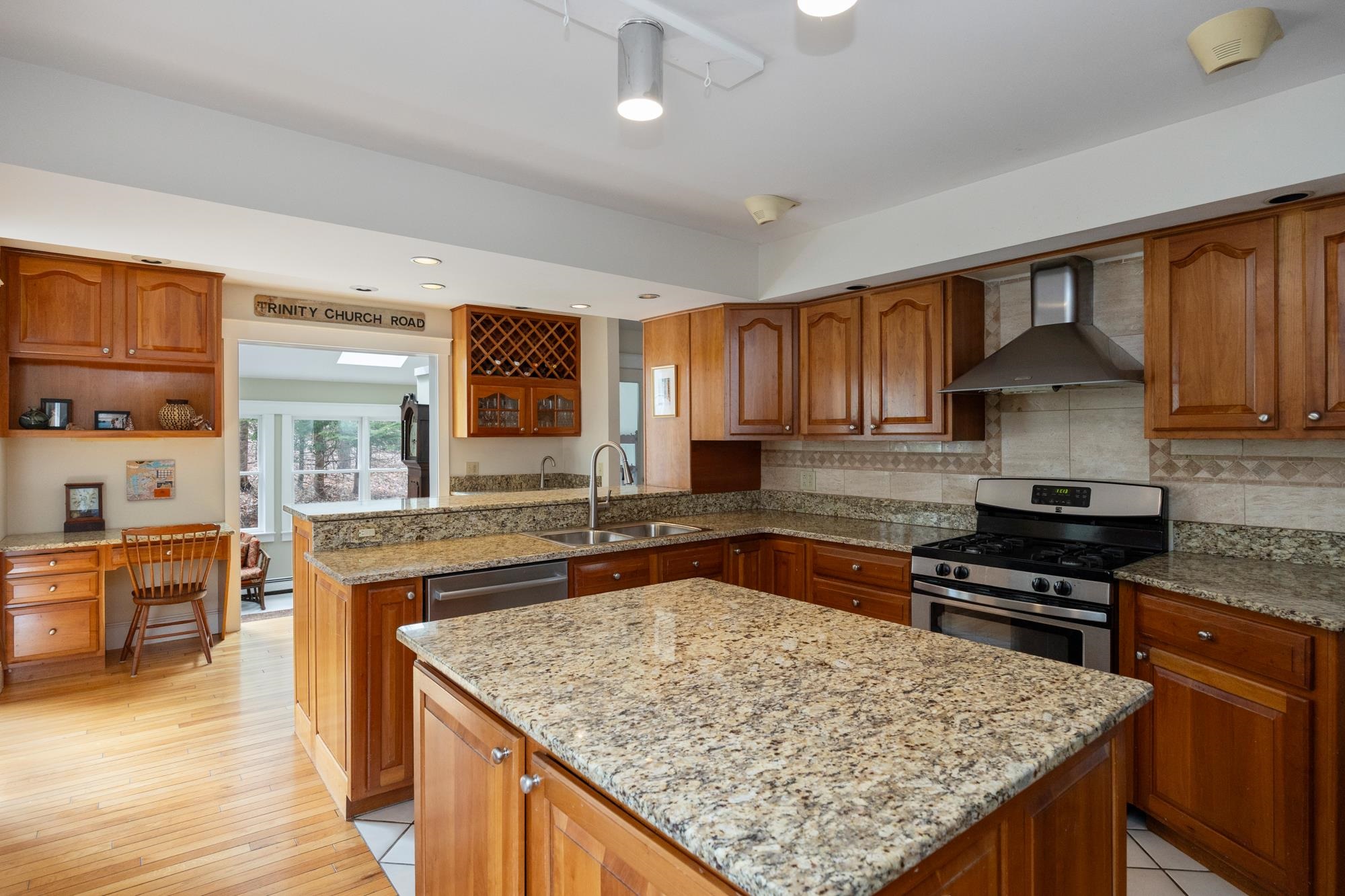 15 Plateau Road Williston, VT 05495 - Photo 8 of 46