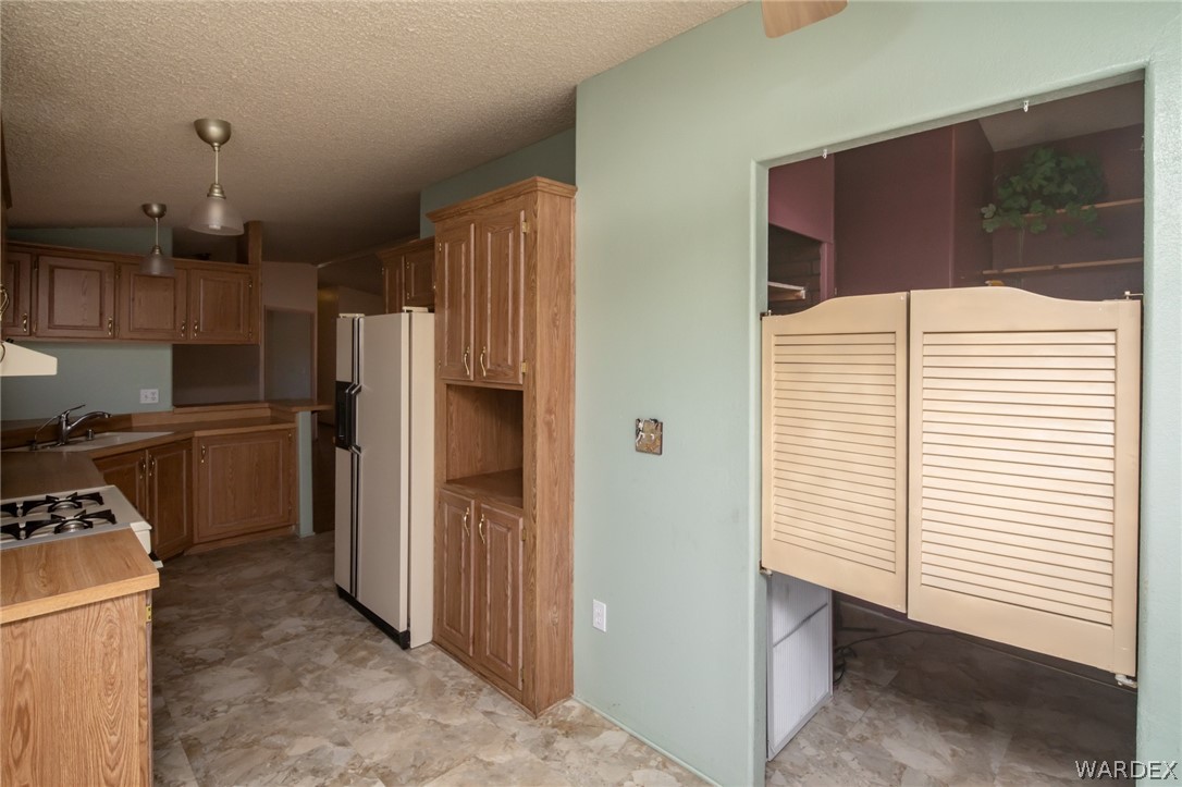 4005 Gold Spring Rd Lake Lake Havasu City, AZ 86406 - Photo 24 of 48