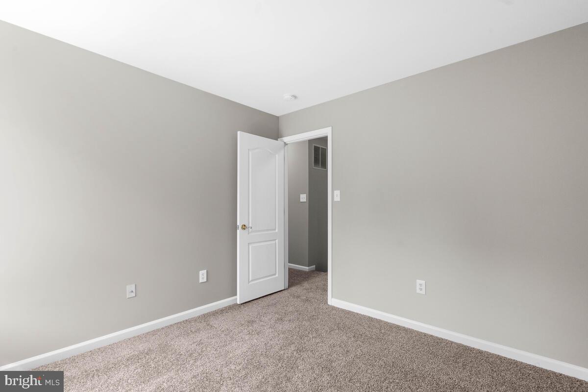 14209 Autumn Gold Road Boyds, MD 20841 - Photo 34 of 58