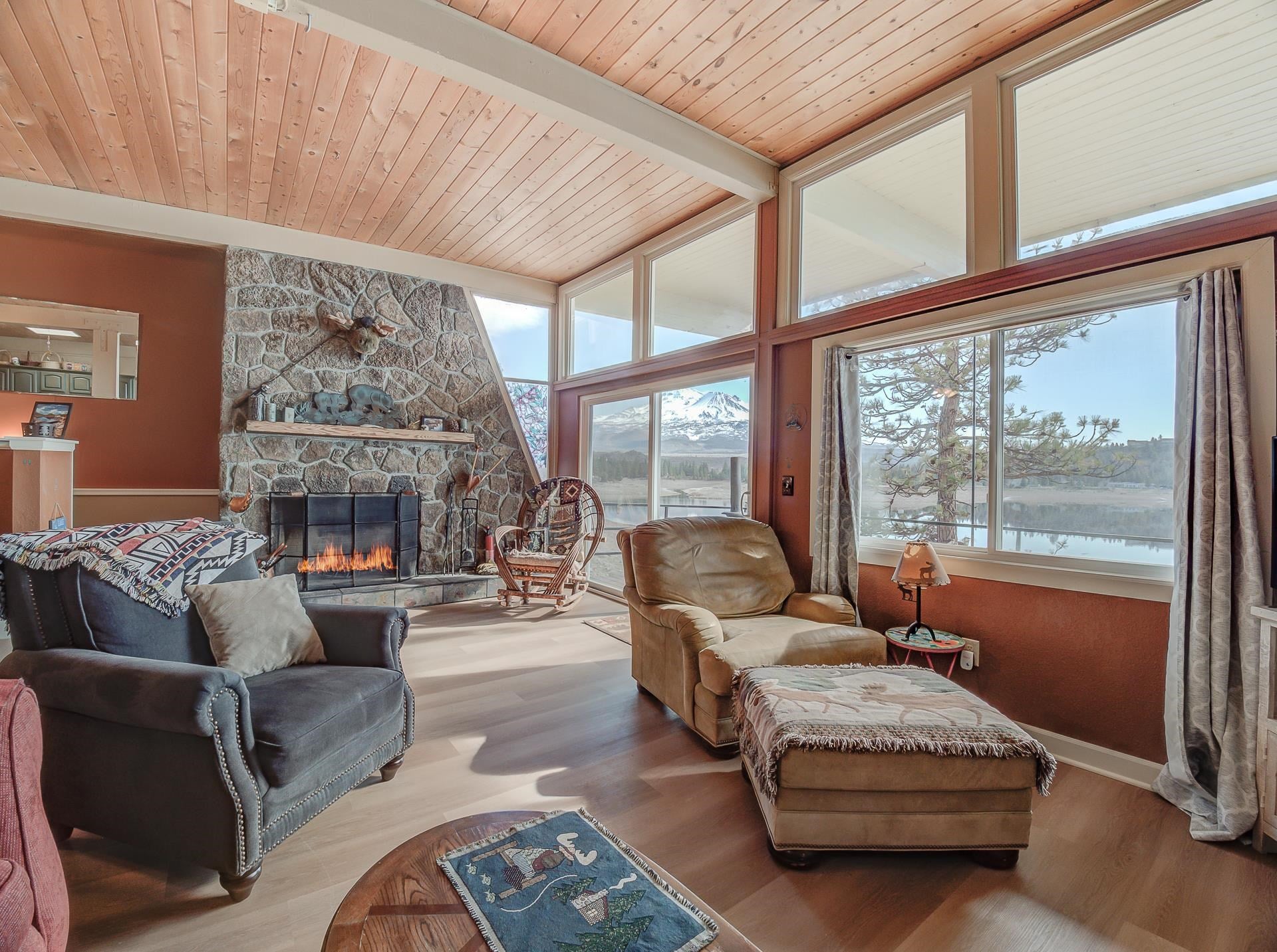 5152 Spear Point Road Weed, CA 96094 - Photo 3 of 21 Gallery Image 3