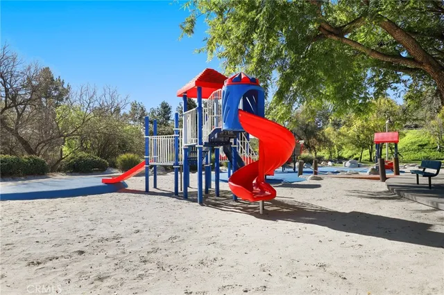 $1,280,000 | 21015 Ponderosa, Mission Viejo, CA 92692