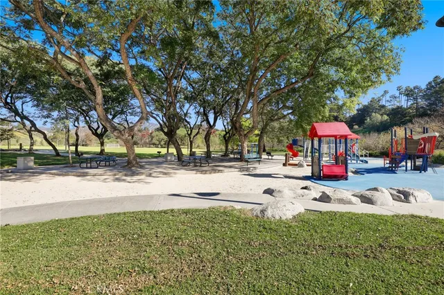 $1,280,000 | 21015 Ponderosa, Mission Viejo, CA 92692