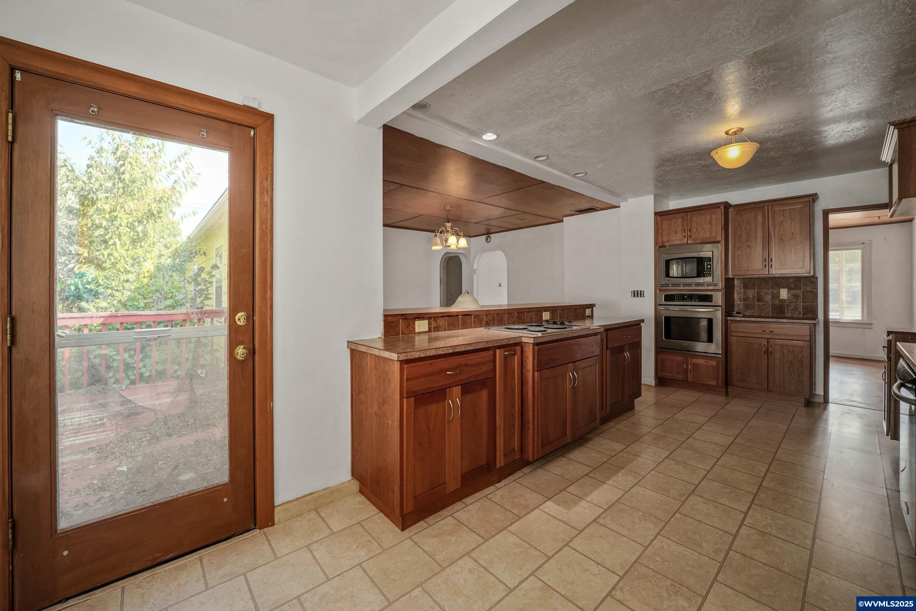 521 Chemawa Road North Keizer, OR 97303 - Photo 15 of 39 Gallery Image 15