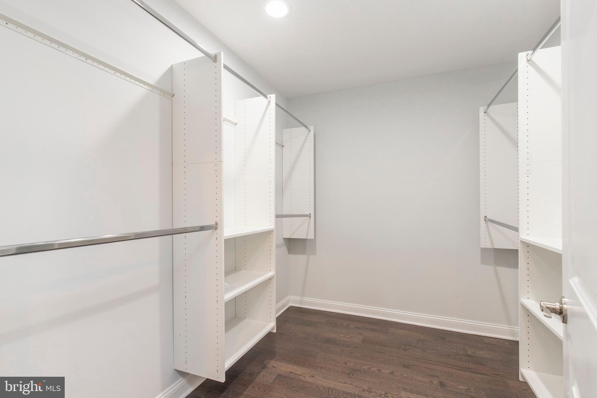 18 Devonwood Road Wayne, PA 19087 - Photo 16 of 22 MBR Walk-In Closet