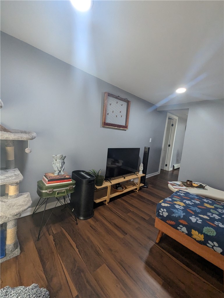 123 Laban Street Providence, RI 02909 - Photo 19 of 42