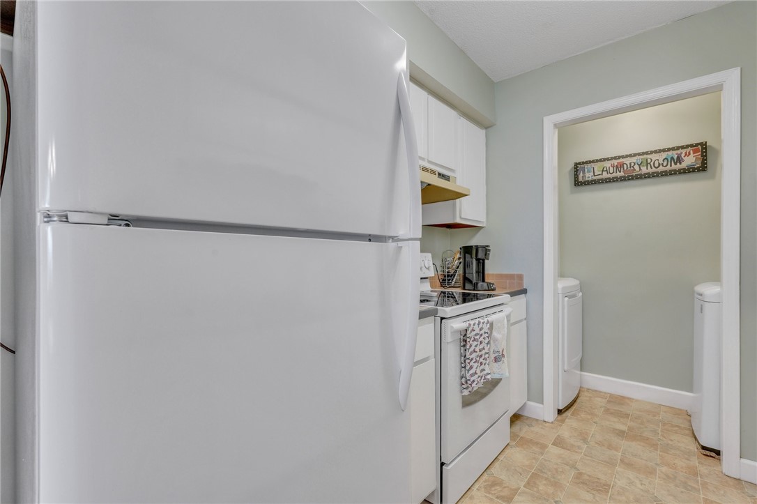 204 Walmar Grove St. Simons Island, GA 31522 - Photo 12 of 45