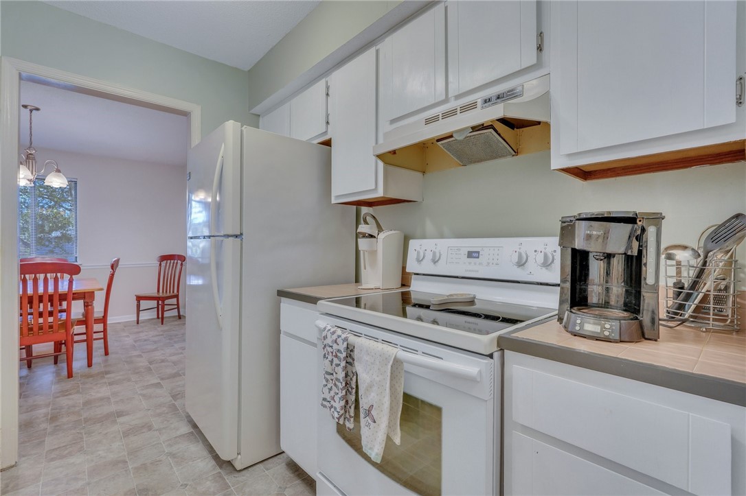 204 Walmar Grove St. Simons Island, GA 31522 - Photo 13 of 45