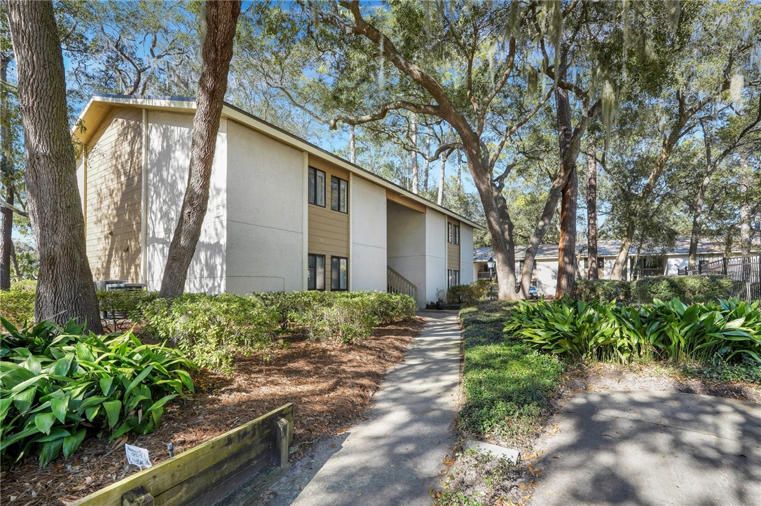 204 Walmar Grove St. Simons Island, GA 31522 - Photo 3 of 45