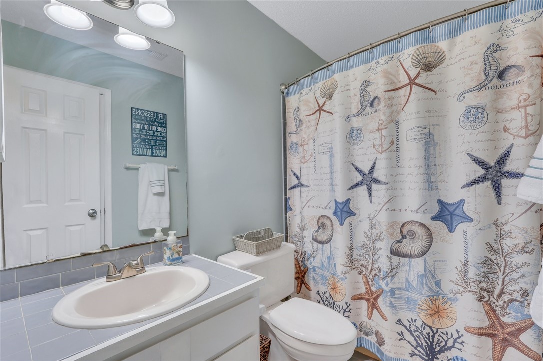 204 Walmar Grove St. Simons Island, GA 31522 - Photo 31 of 45