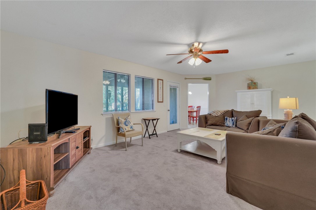 204 Walmar Grove St. Simons Island, GA 31522 - Photo 4 of 45