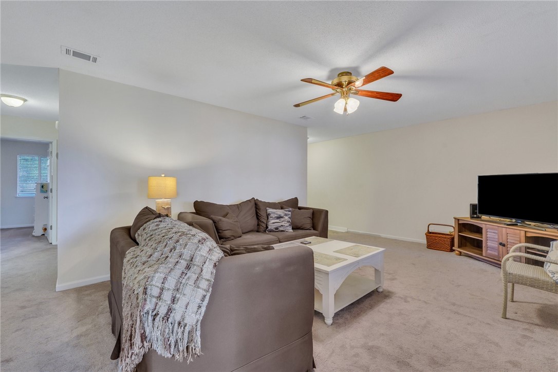 204 Walmar Grove St. Simons Island, GA 31522 - Photo 7 of 45