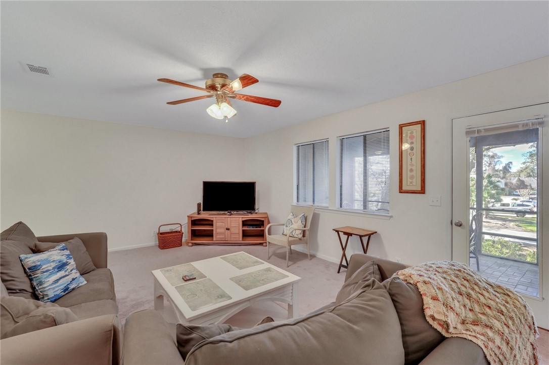 204 Walmar Grove St. Simons Island, GA 31522 - Photo 8 of 45