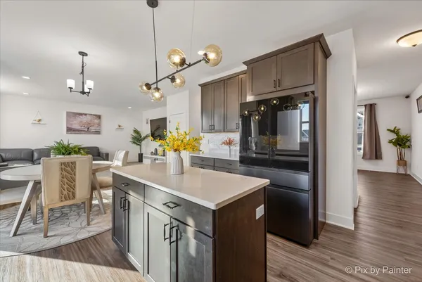 $526,500 | 3553 Doral Drive, Elgin, IL 60124