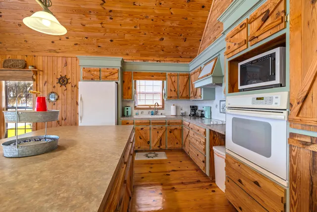 $729,900 | 2185 Lake Marion Shores Road, Summerton, SC 29148