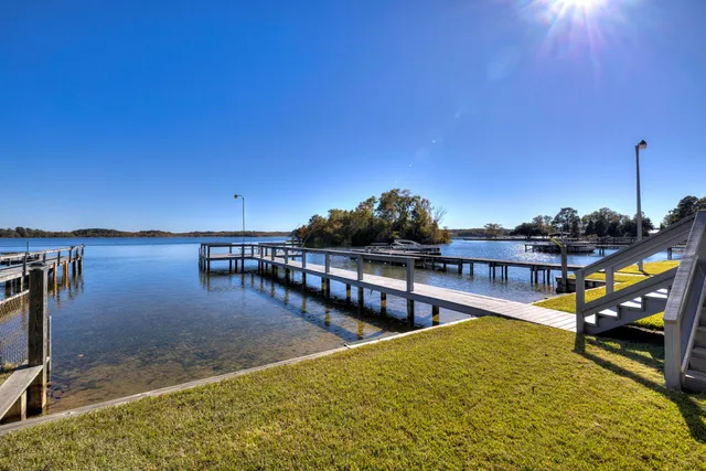 $729,900 | 2185 Lake Marion Shores Road, Summerton, SC 29148