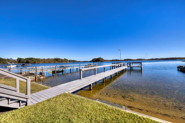 $729,900 | 2185 Lake Marion Shores Road, Summerton, SC 29148