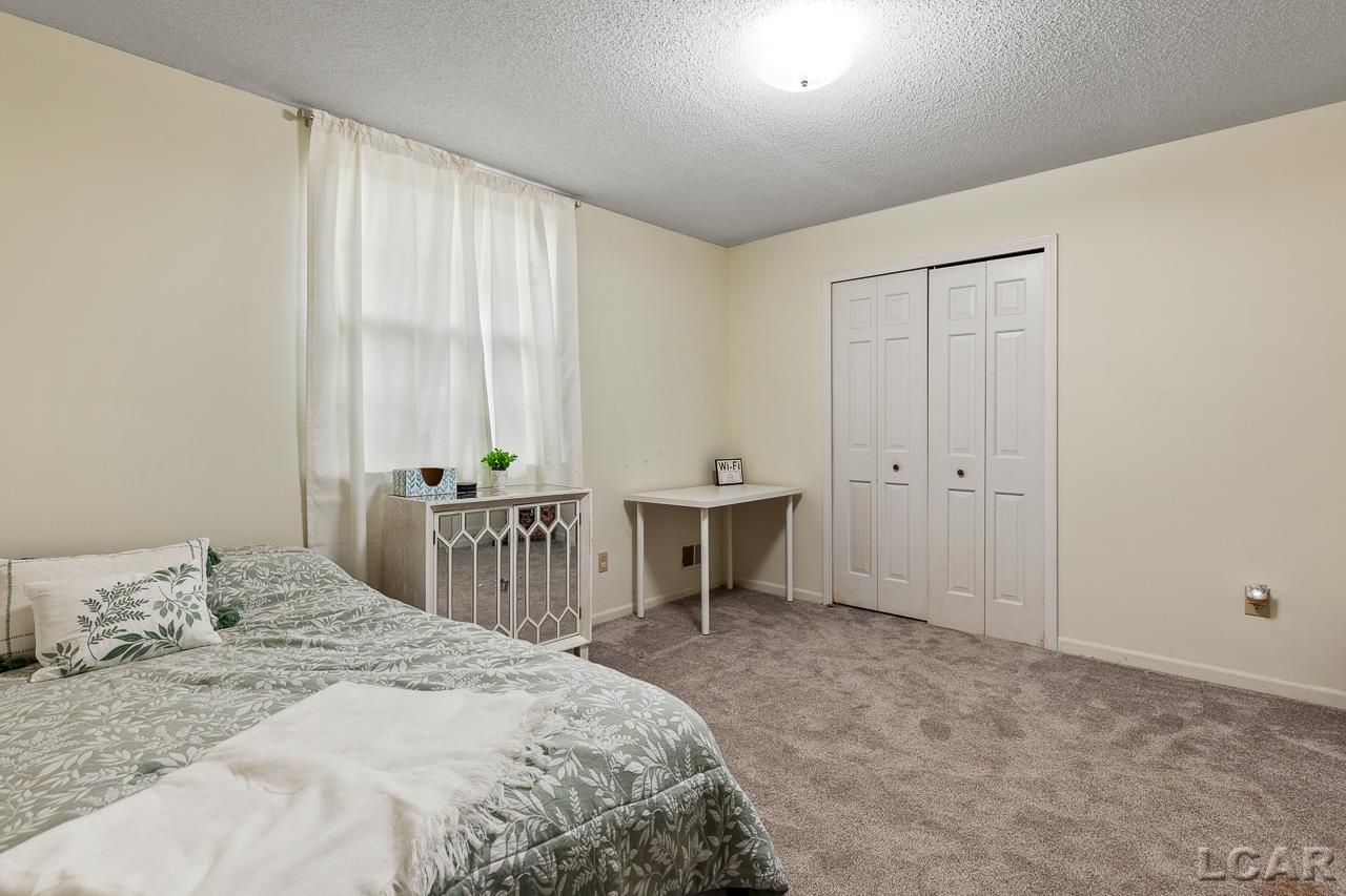 1206 Trenton Road Adrian, MI 49221 - Photo 33 of 53 50157844-56376f6c-0aed-401e-a492-0dacba9a9a1c.JPG