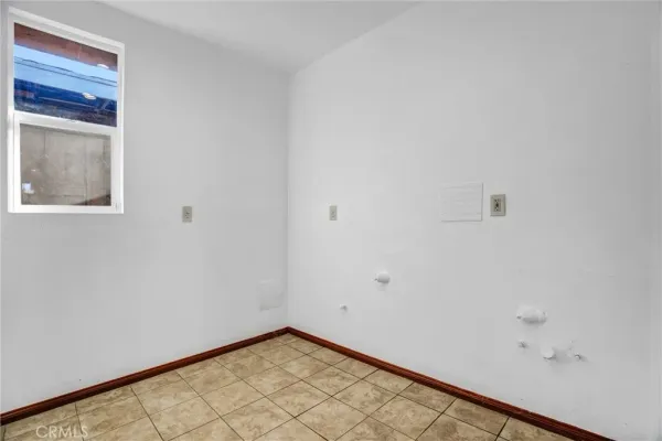 $2,995 | 313 North Hicks Avenue, Los Angeles, CA 90063