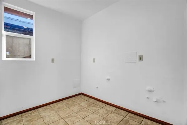 $2,575 | 313 North Hicks Avenue, Los Angeles, CA 90063