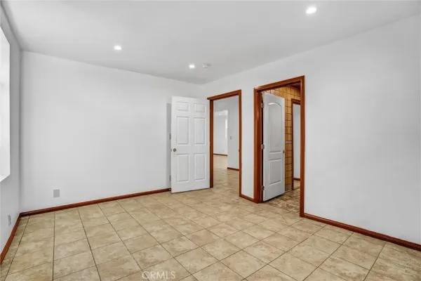 $2,995 | 313 North Hicks Avenue, Los Angeles, CA 90063