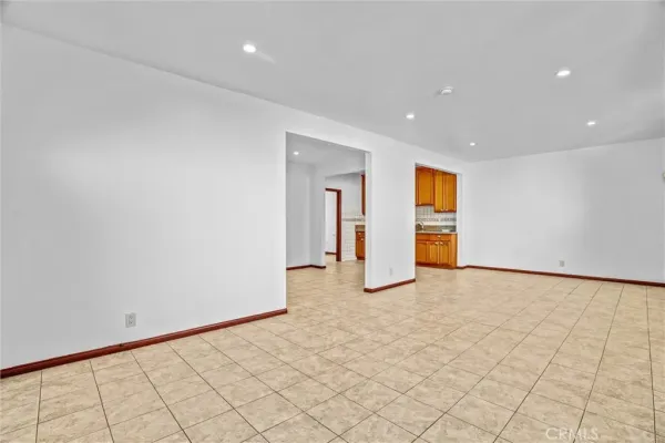 $2,995 | 313 North Hicks Avenue, Los Angeles, CA 90063