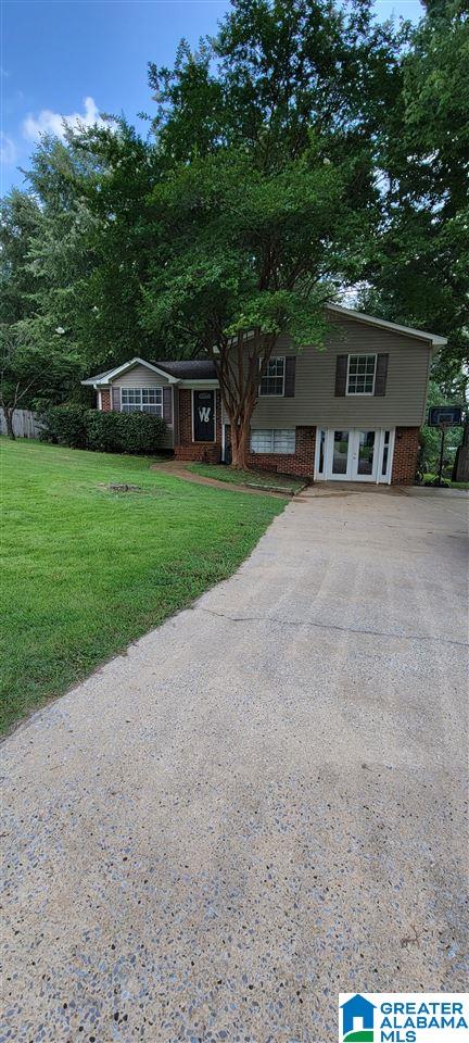 110 Dale Drive Alabaster, AL 35007 - Photo 2 of 16