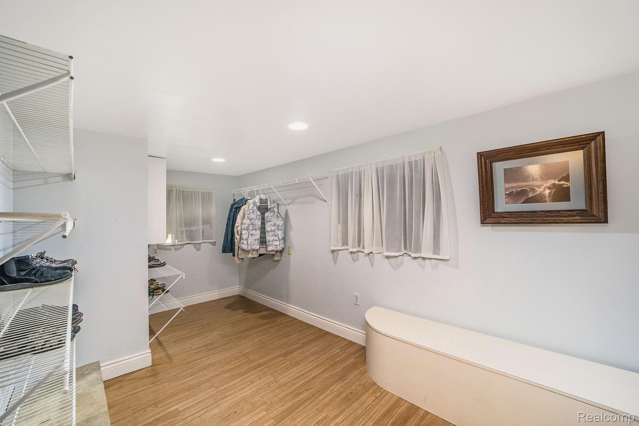 7129 Sashabaw Road Clarkston, MI 48348 - Photo 22 of 34 017A6013.jpg