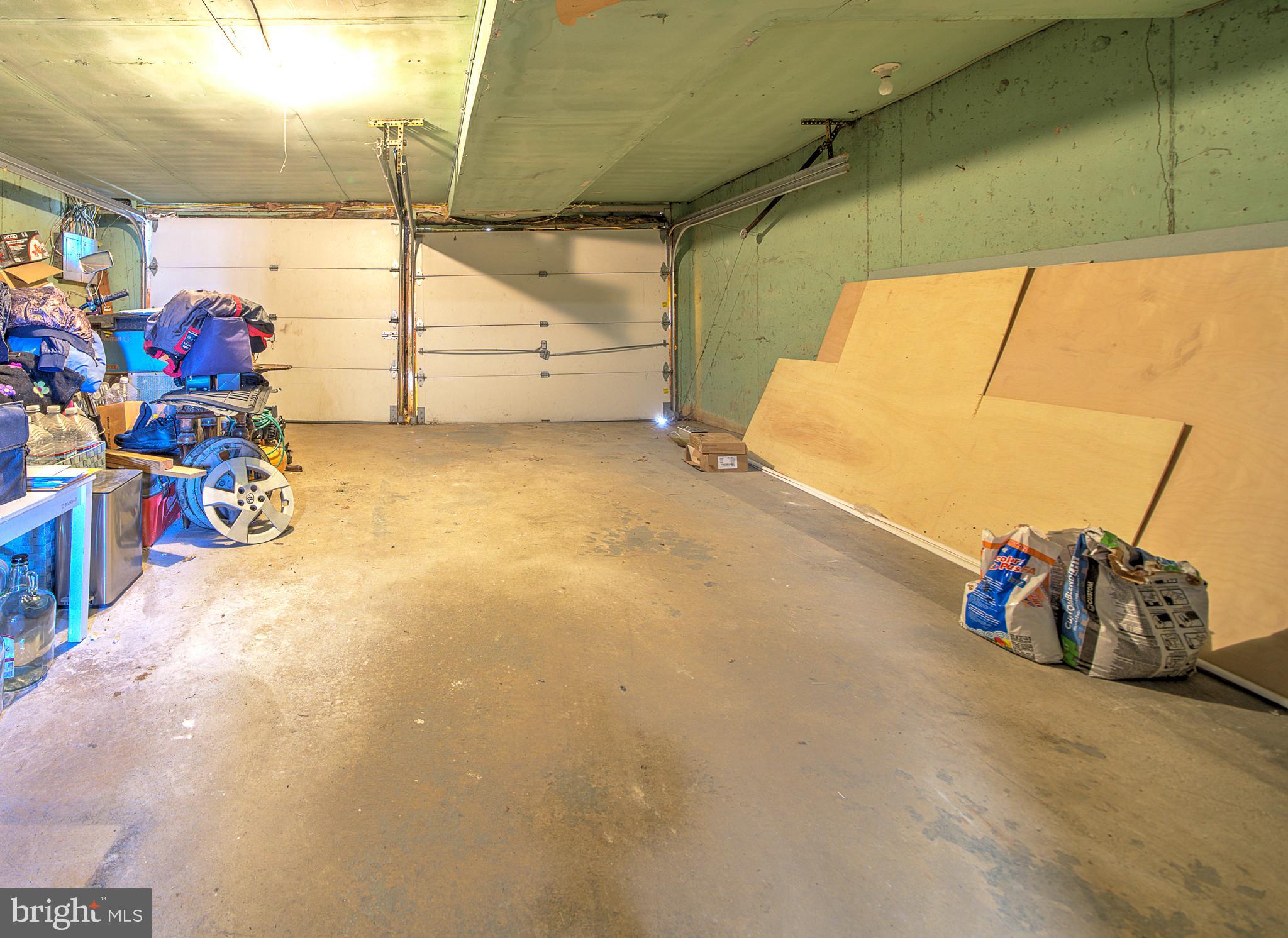 10840 Rennard Street Philadelphia, PA 19116 - Photo 16 of 16