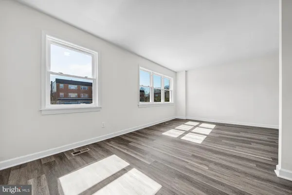 $1,800 | 10840 Rennard Street, Philadelphia, PA 19116