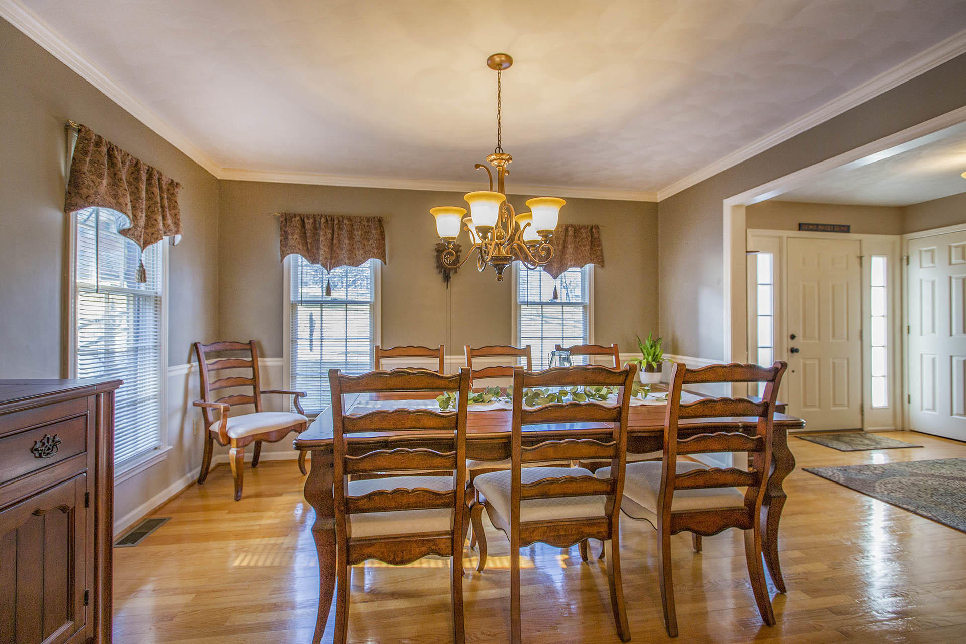 467 Winesap Road Roanoke, VA 24019 - Photo 3 of 44 1