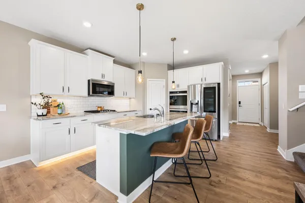 $550,000 | 16094 Fairoaks Avenue North, Hugo, MN 55038