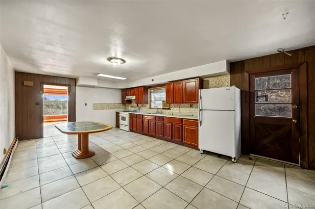 $899,000 | 5 Arcadian Drive, Spring Valley, NY 10977