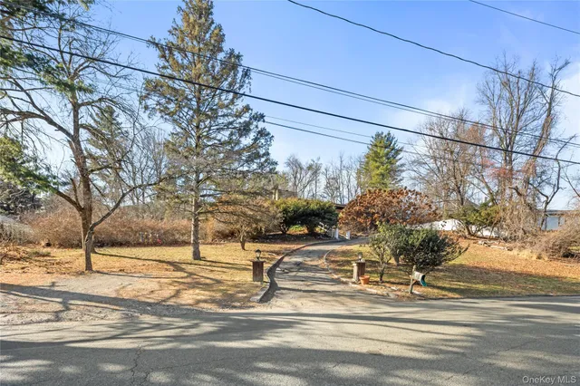 $899,000 | 5 Arcadian Drive, Spring Valley, NY 10977