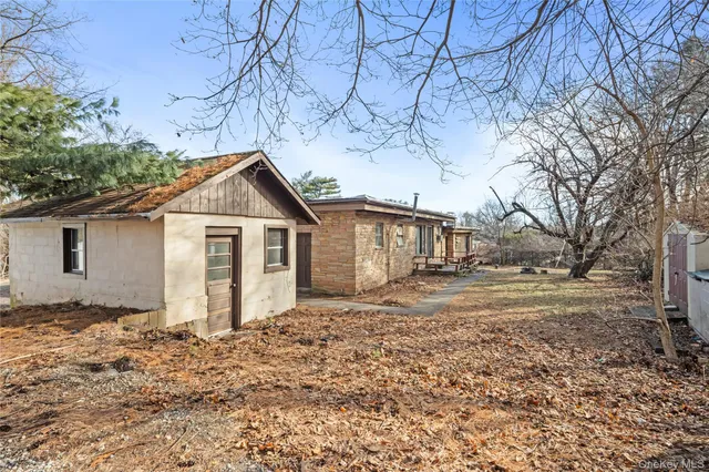 $899,000 | 5 Arcadian Drive, Spring Valley, NY 10977