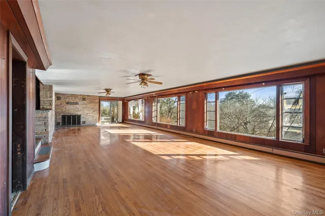 $899,000 | 5 Arcadian Drive, Spring Valley, NY 10977