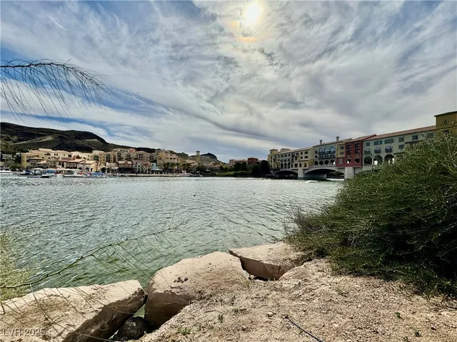 $1,450 | 29 Montelago Boulevard, Unit 439, Henderson, NV 89011