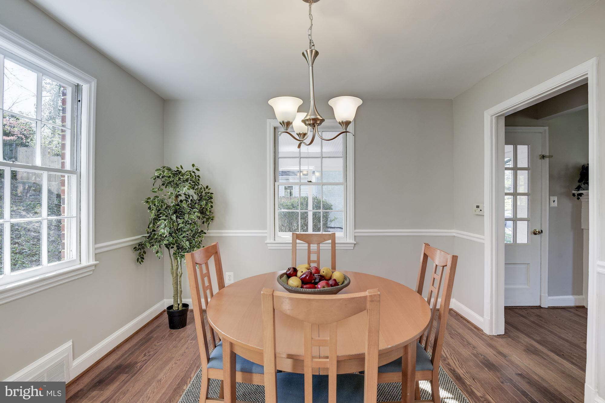 5909 Gloster Road Bethesda, MD 20816 - Photo 14 of 39 Light and bright dining room