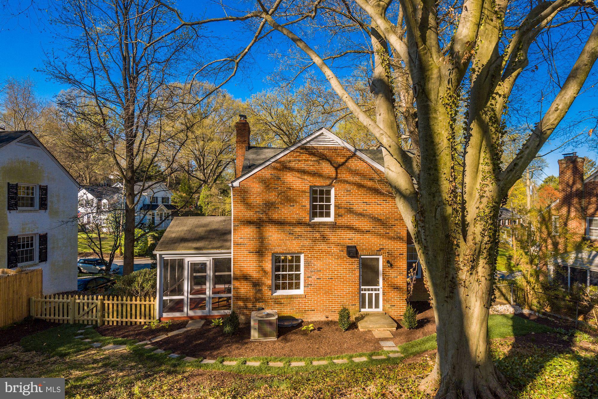 5909 Gloster Road Bethesda, MD 20816 - Photo 32 of 39 View from backyard