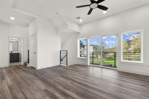 $3,600 | 2709 Dennis Street, Houston, TX 77004