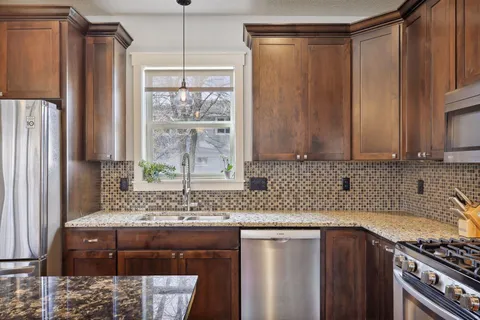 $674,990 | 2019 Louisiana Avenue South, St. Louis Park, MN 55426