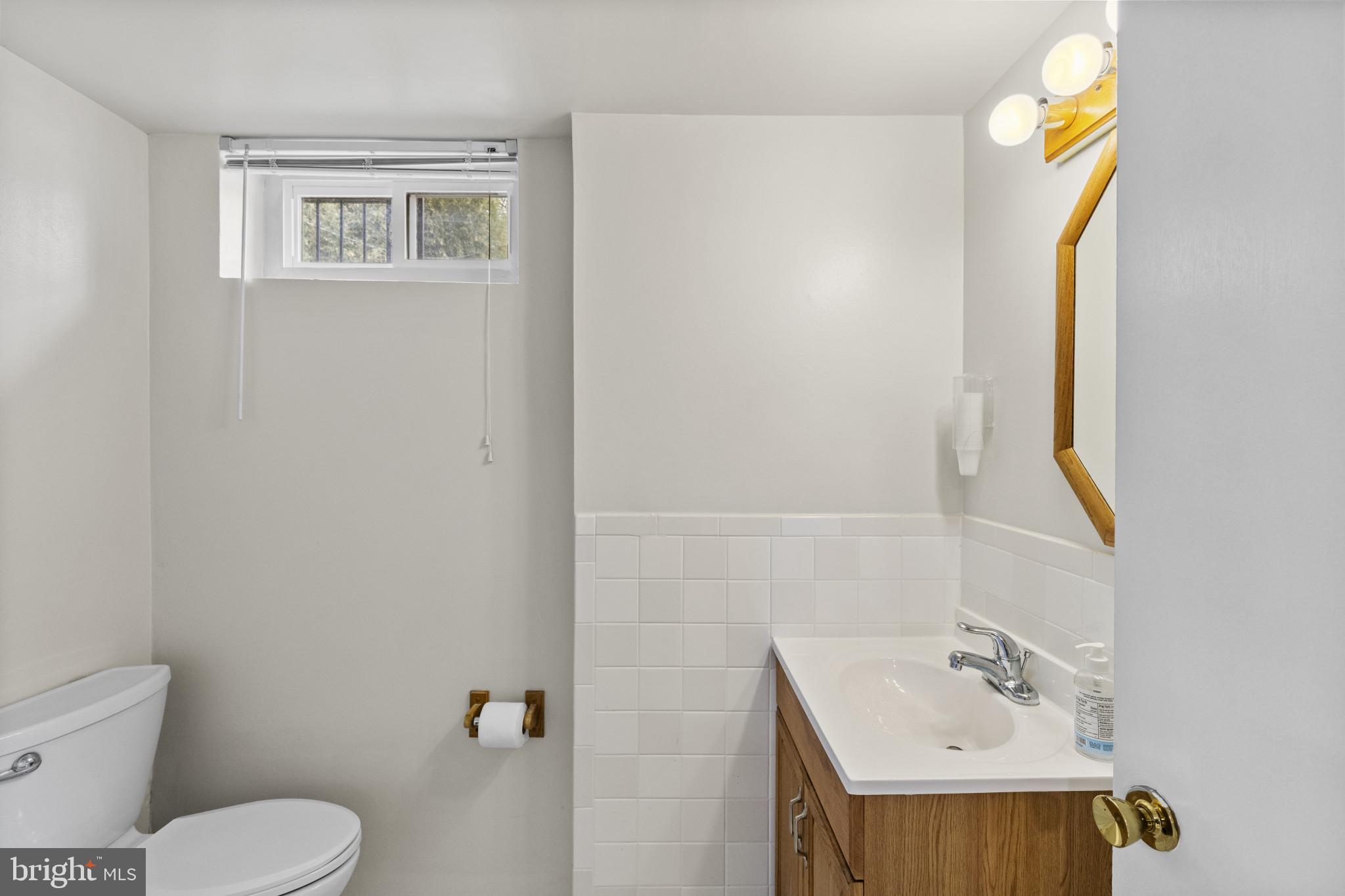 8701 Allenswood Road Randallstown, MD 21133 - Photo 29 of 38