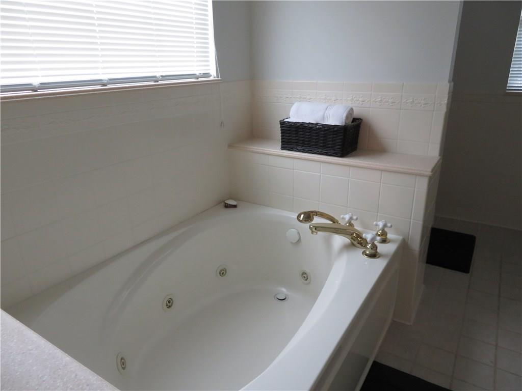 7167 4 Mile Ridge Road Nashville, IN 47448 - Photo 12 of 24