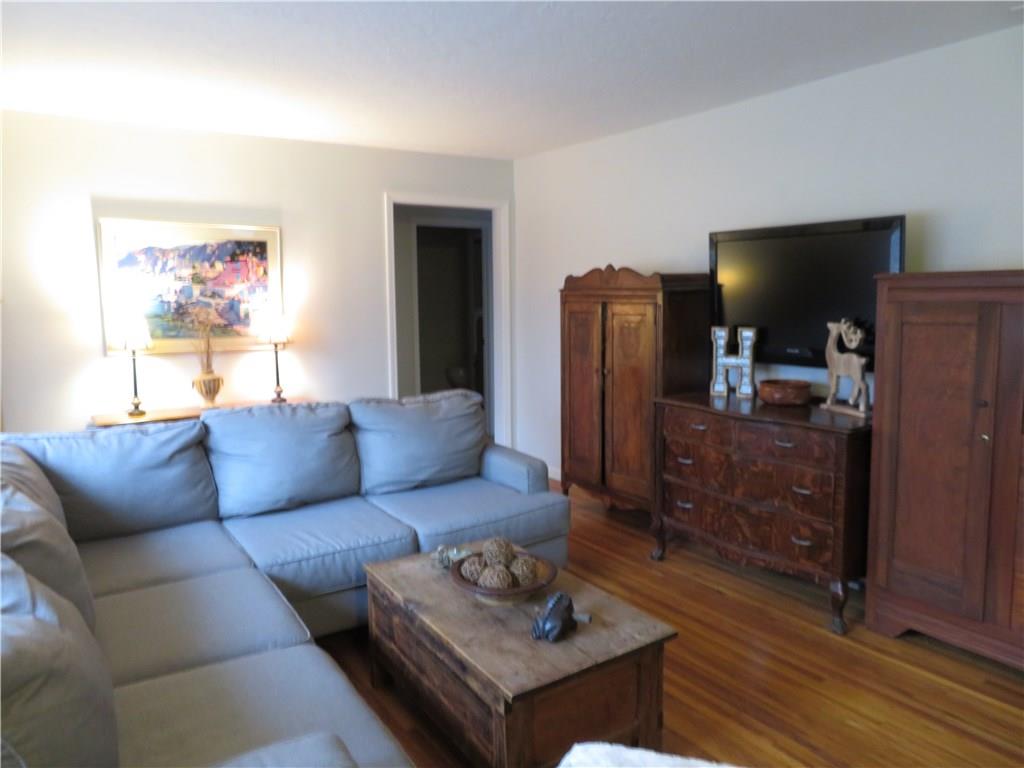7167 4 Mile Ridge Road Nashville, IN 47448 - Photo 3 of 24