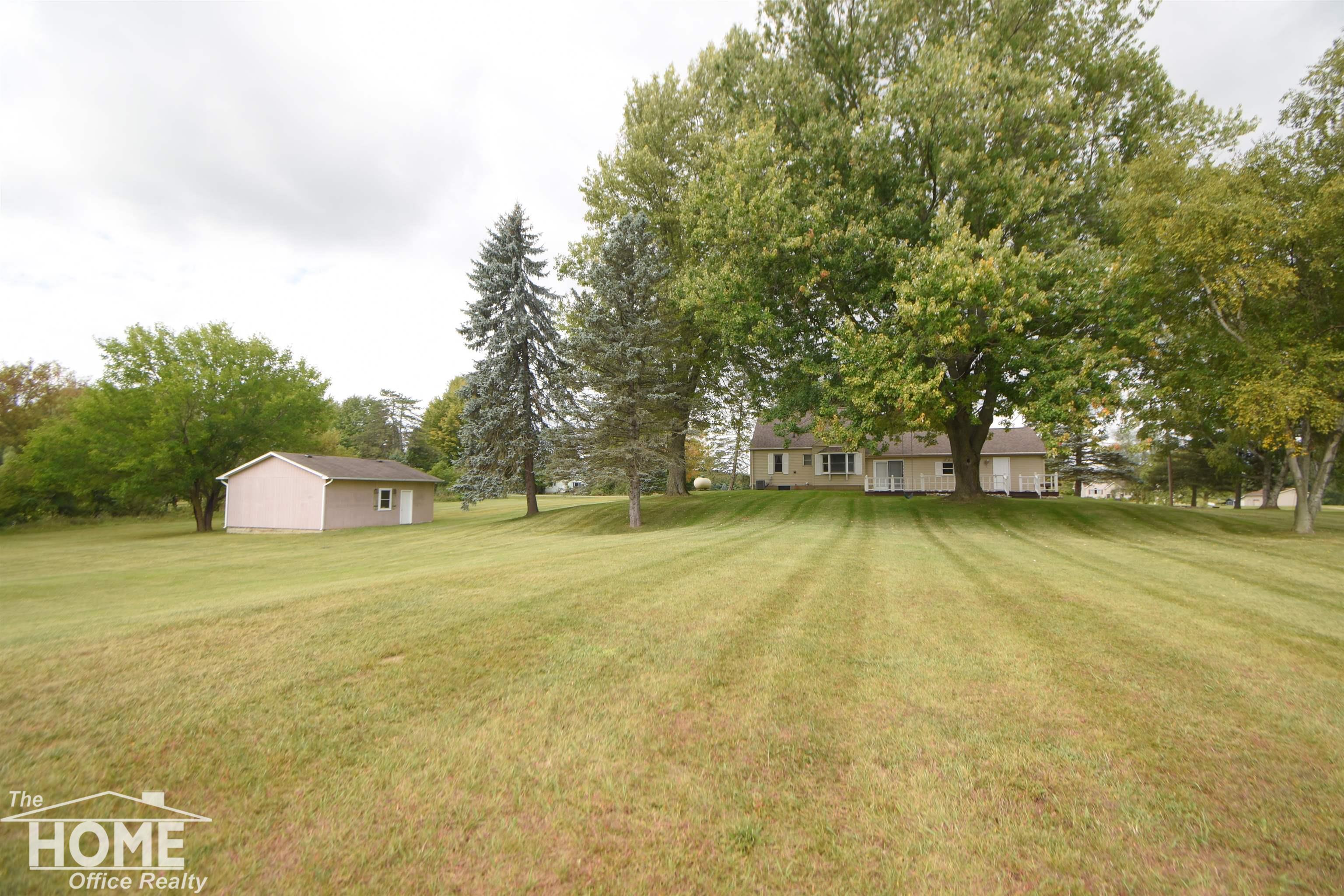8672 Cole Road Durand, MI 48429 - Photo 4 of 31