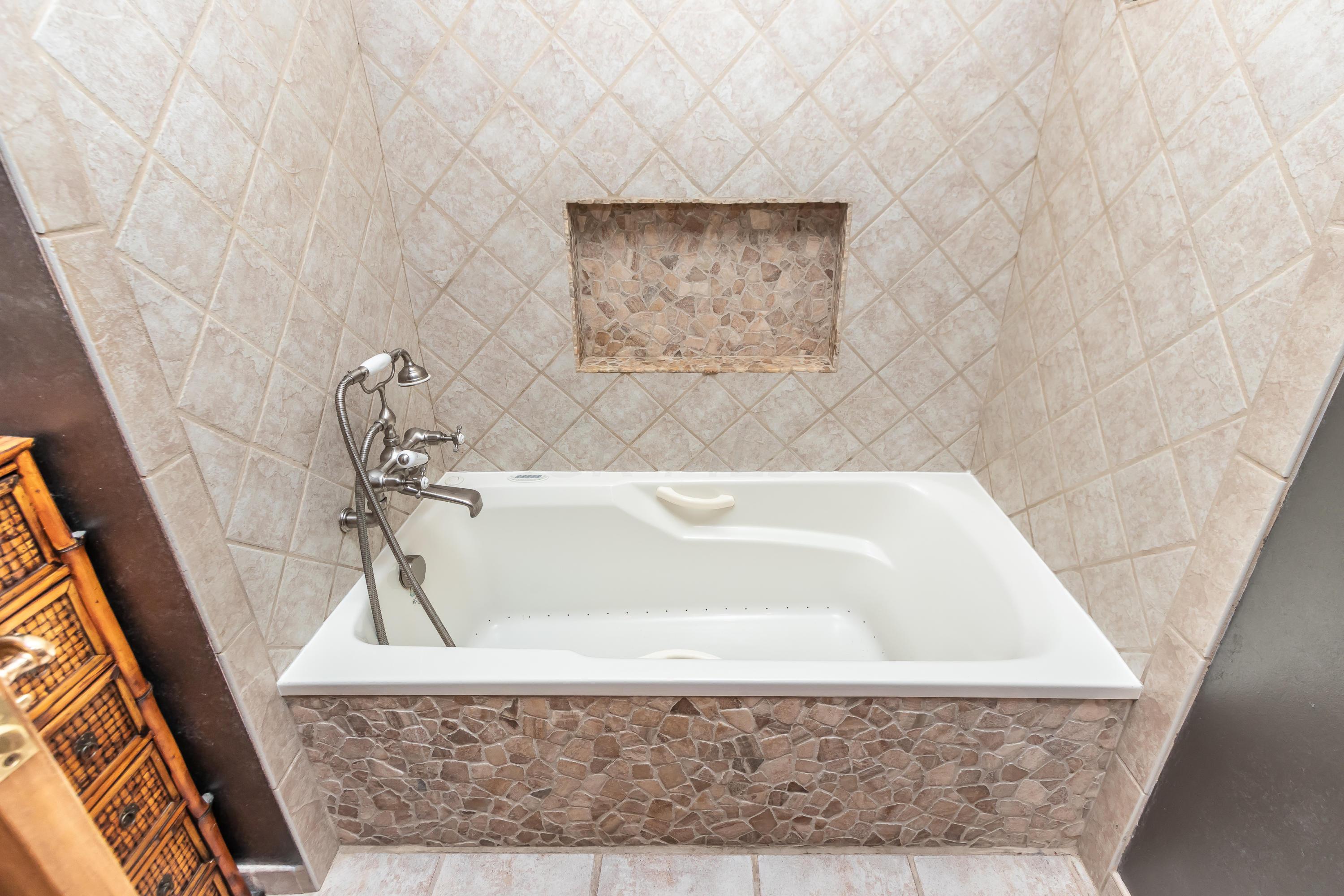 1426 Reymond Road Columbus, OH 43220 - Photo 25 of 41 Gallery Image 25