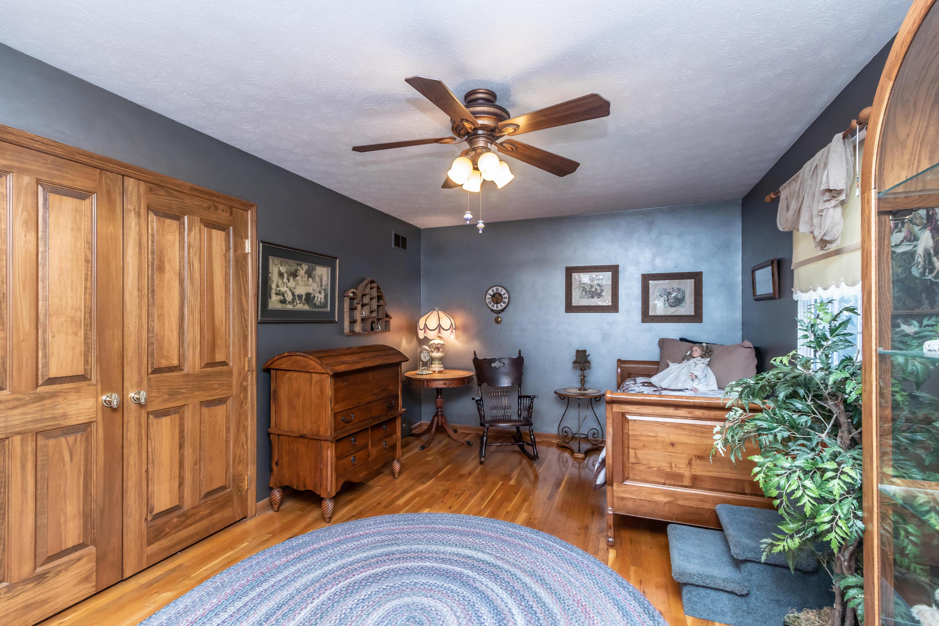 1426 Reymond Road Columbus, OH 43220 - Photo 27 of 41 Gallery Image 27