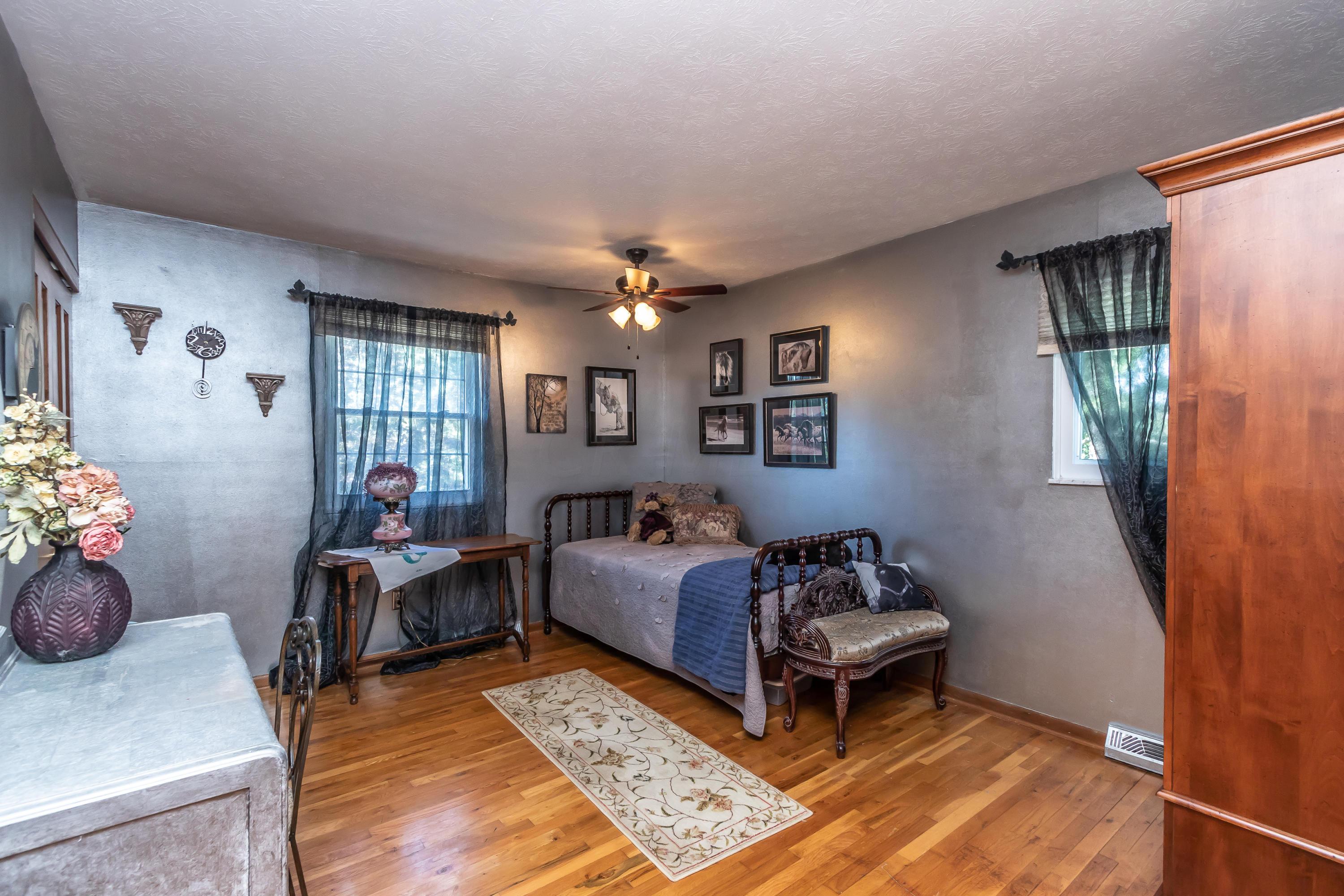 1426 Reymond Road Columbus, OH 43220 - Photo 29 of 41 Gallery Image 29