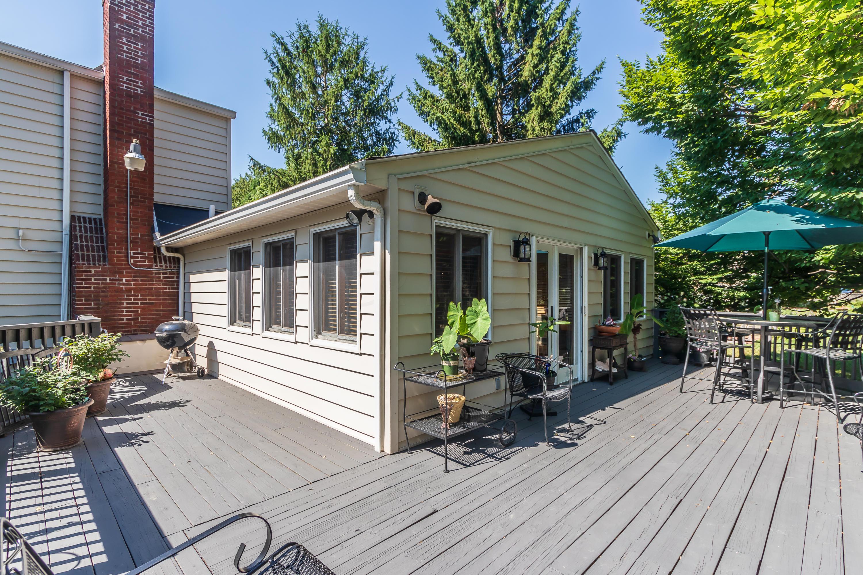 1426 Reymond Road Columbus, OH 43220 - Photo 37 of 41 Gallery Image 37